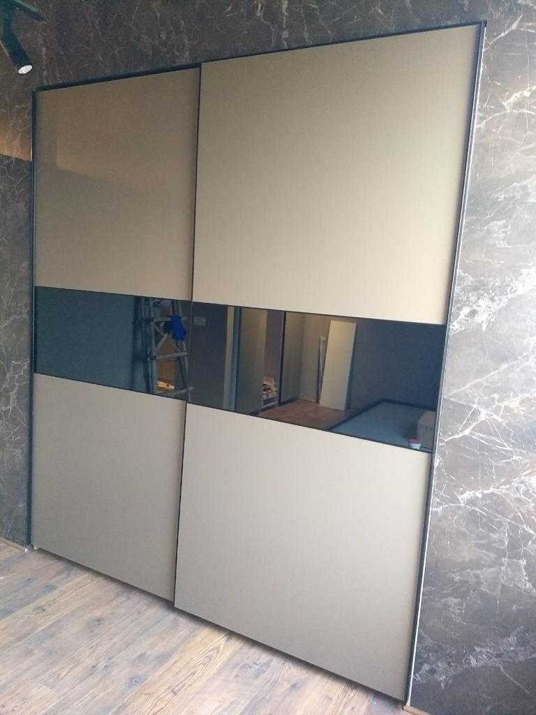 price-of-lacquer-glass-wardrobe-in-delhi-new-delhi-india-best-sliding-hinged-walk-in-glass-lacquer-designs-in-delhi-india